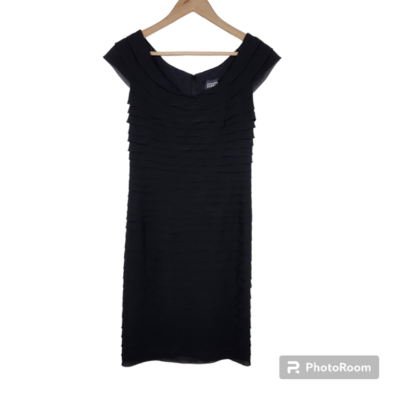 Adrianna Papell Black Ruffled Short Sleeve Zip Back Sheath Cocktail Dress Sz 10 - Picture 1 of 11